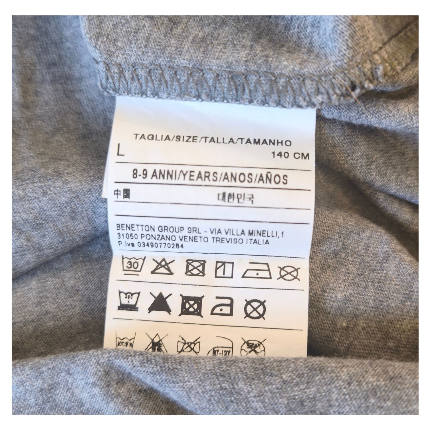 Benetton kislány felső - 140 - Image 2